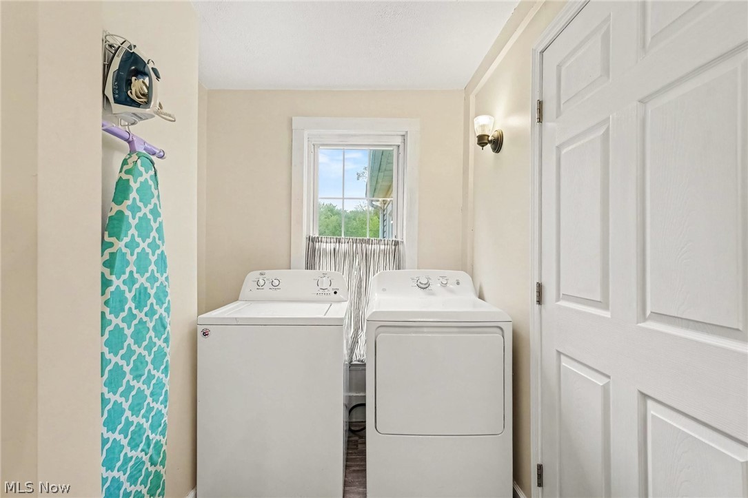 33 N Poplar Street Jefferson OH 44047