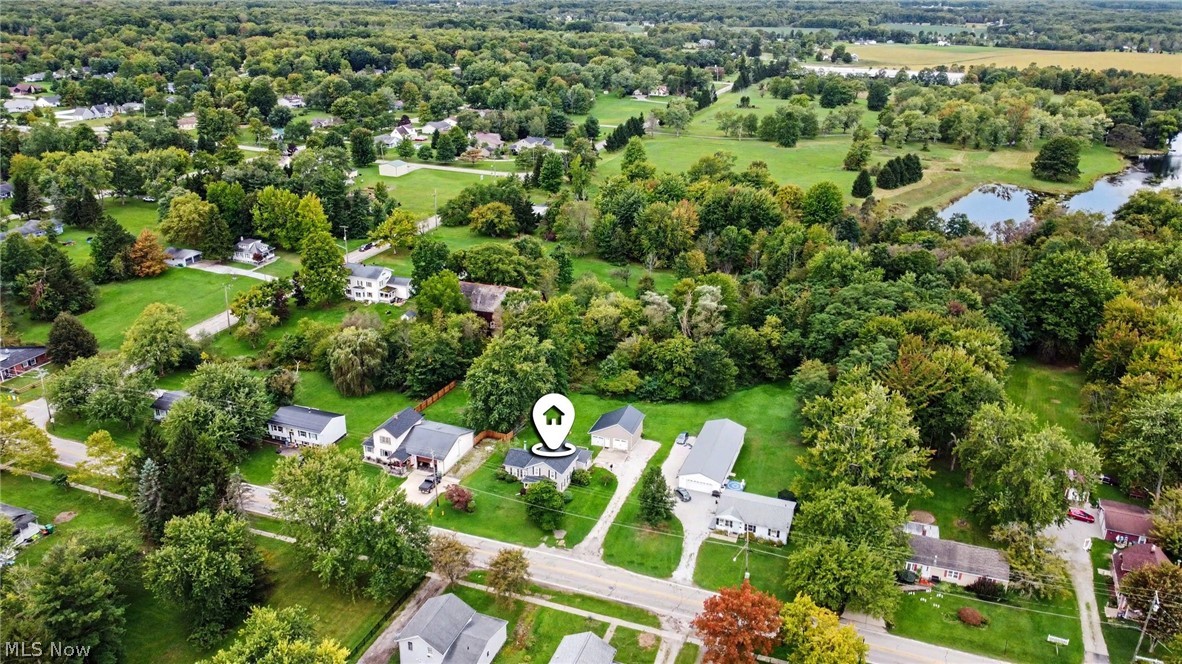33 N Poplar Street Jefferson OH 44047
