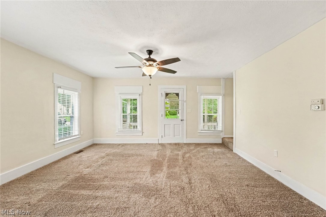 33 N Poplar Street Jefferson OH 44047