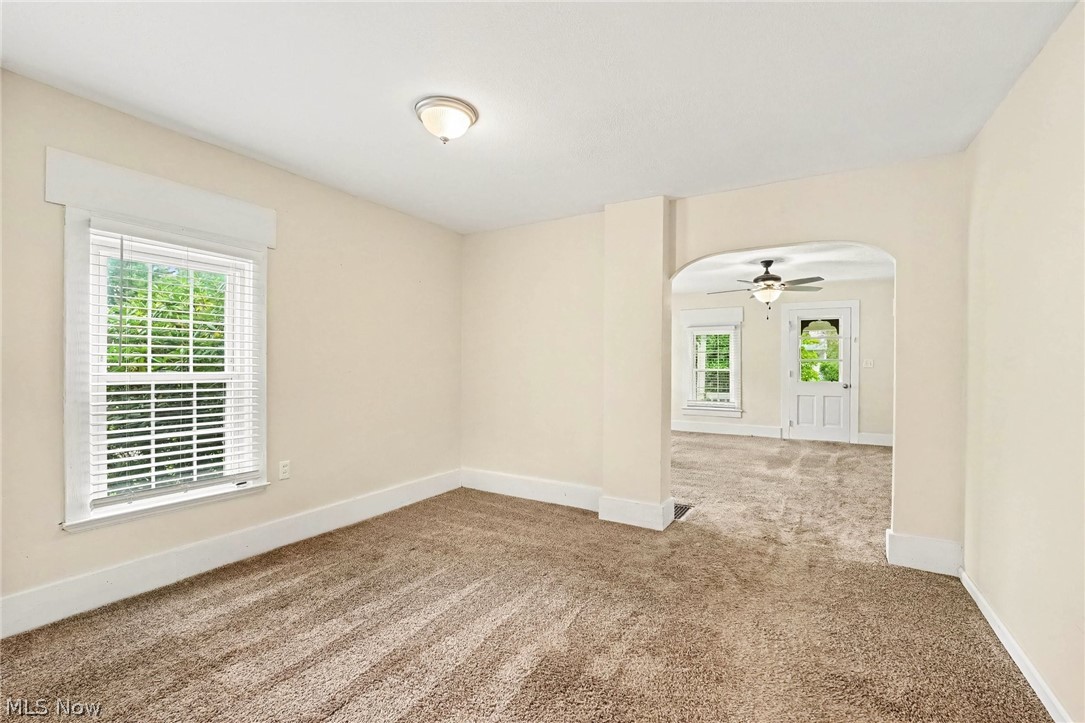 33 N Poplar Street Jefferson OH 44047