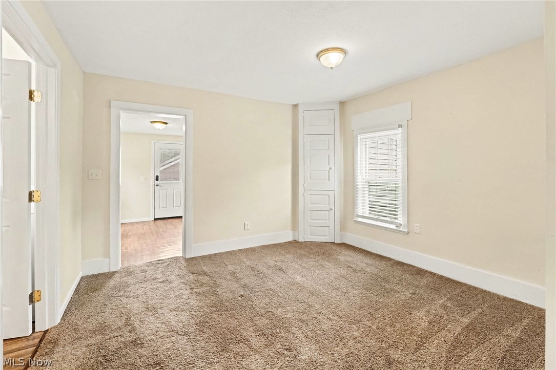 33 N Poplar Street Jefferson OH 44047