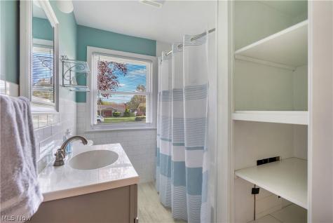 4028 Crestwood Street NW Canton OH 44708