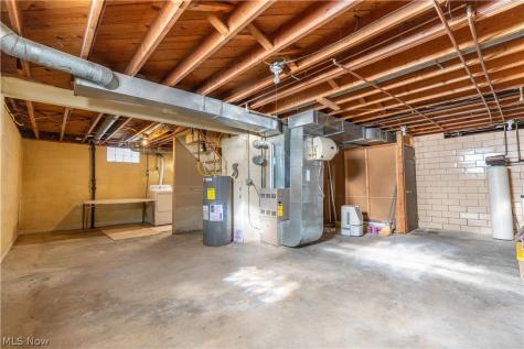 4028 Crestwood Street NW Canton OH 44708