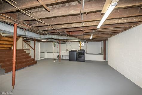 16118 Cowley Road Grafton OH 44044