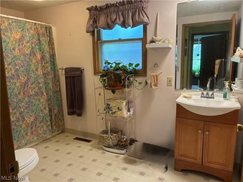 918 N Bever Street Wooster OH 44691