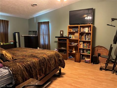 918 N Bever Street Wooster OH 44691