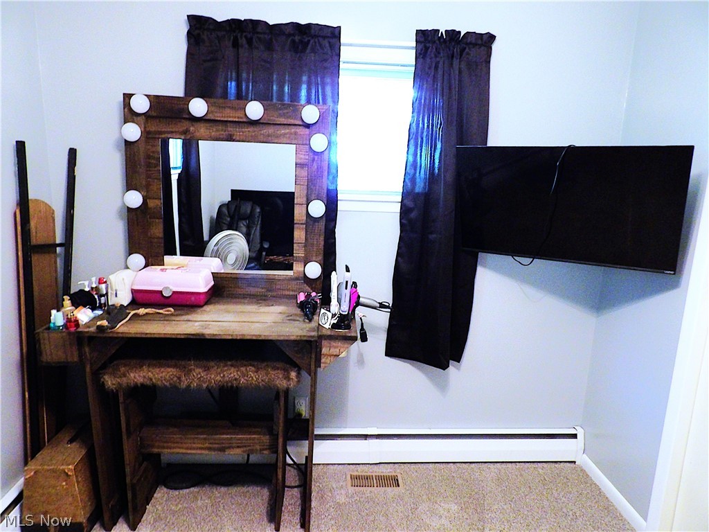 69857 Vernon Road Martins Ferry OH 43935