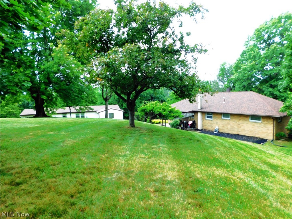 69857 Vernon Road Martins Ferry OH 43935