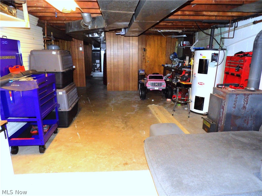 69857 Vernon Road Martins Ferry OH 43935