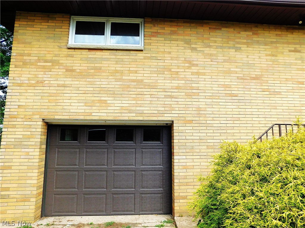 69857 Vernon Road Martins Ferry OH 43935