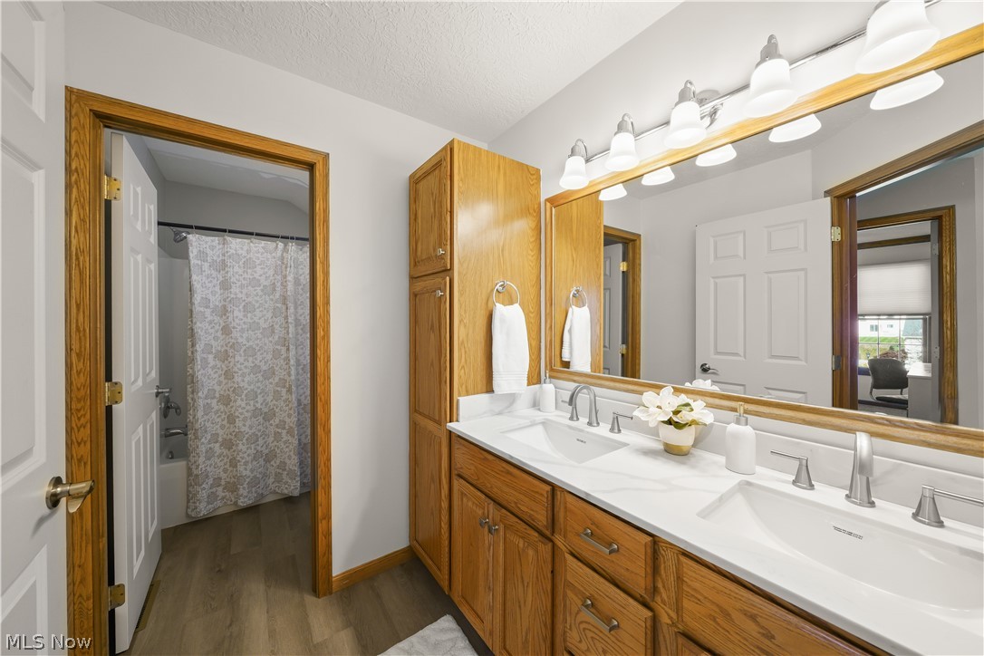 150 Chadwick Drive Aurora OH 44202