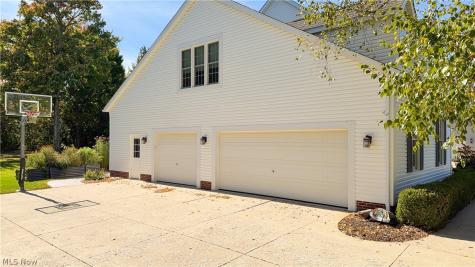 150 Chadwick Drive Aurora OH 44202