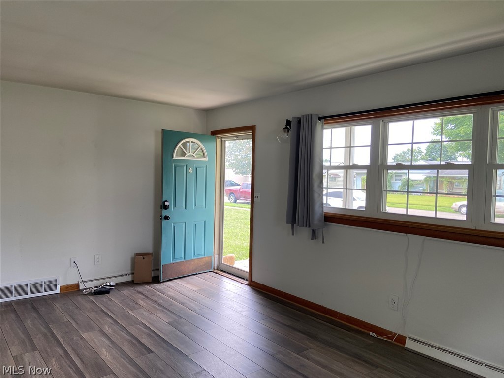 917 Kaderly Street NW New Philadelphia OH 44663