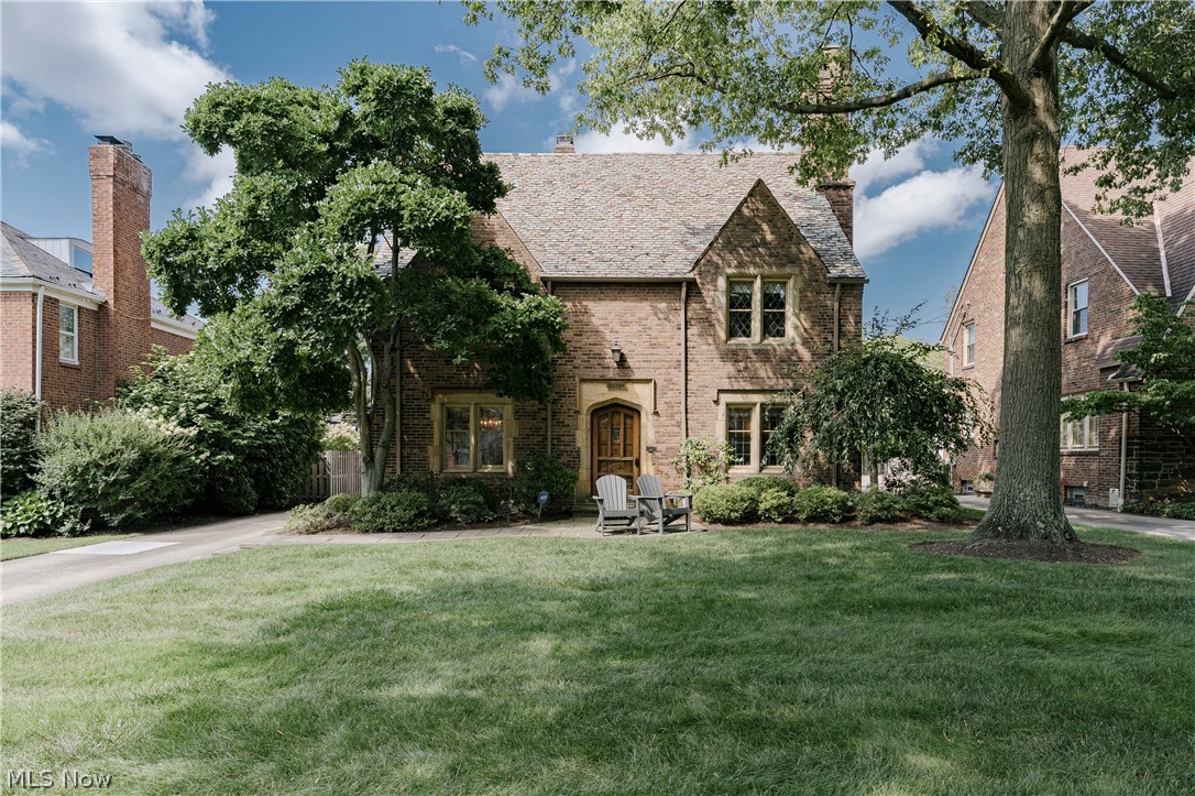 22499 Calverton Road Shaker Heights OH 44122