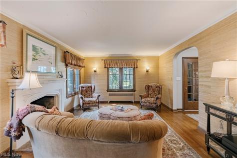22499 Calverton Road Shaker Heights OH 44122