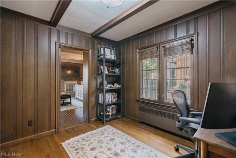 22499 Calverton Road Shaker Heights OH 44122