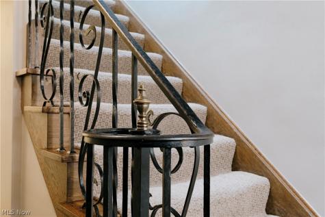 22499 Calverton Road Shaker Heights OH 44122