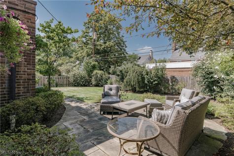 22499 Calverton Road Shaker Heights OH 44122