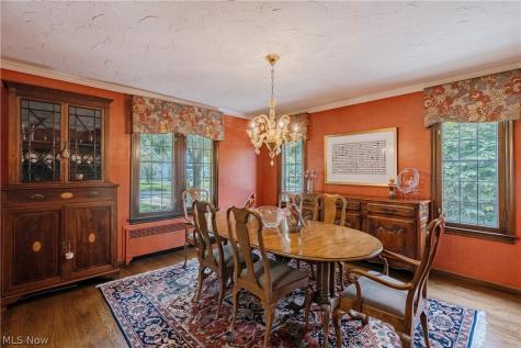 22499 Calverton Road Shaker Heights OH 44122