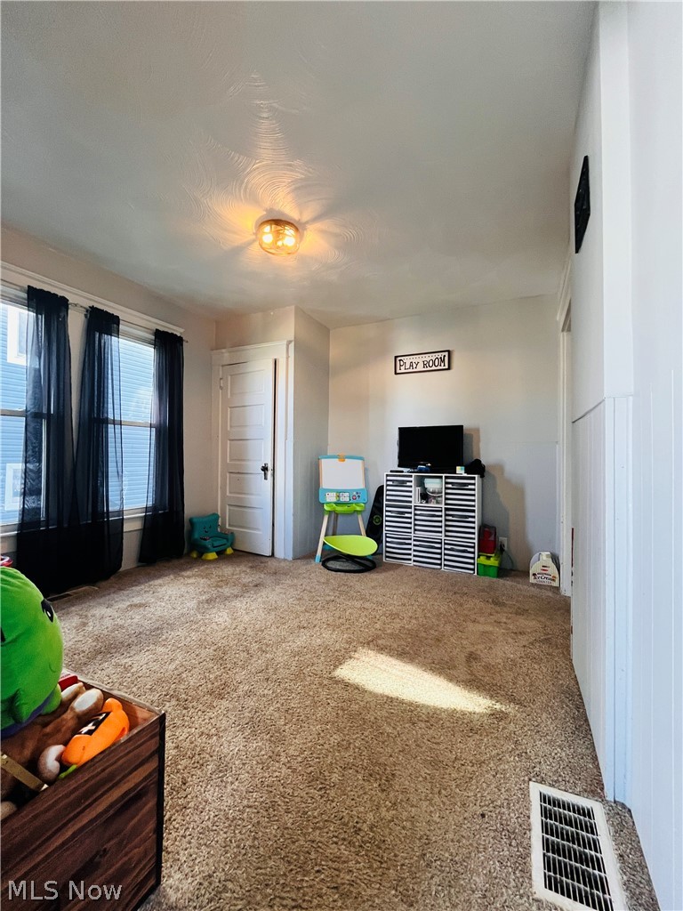 629 Saint Louis Avenue Zanesville OH 43701