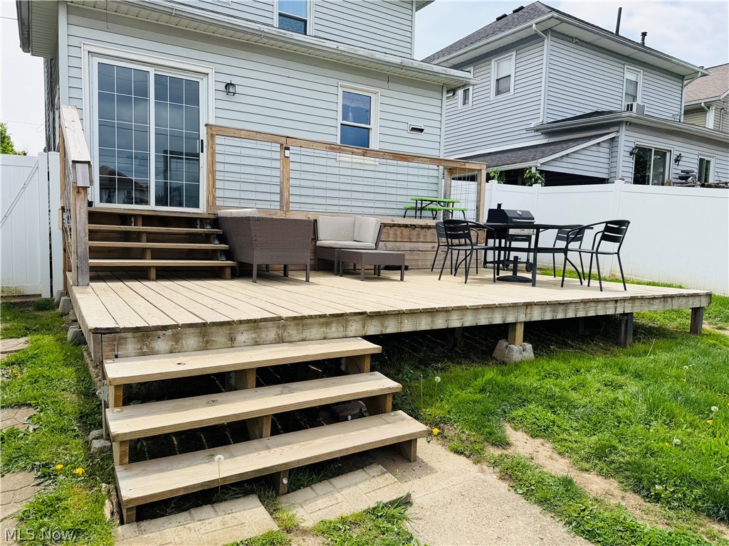 629 Saint Louis Avenue Zanesville OH 43701
