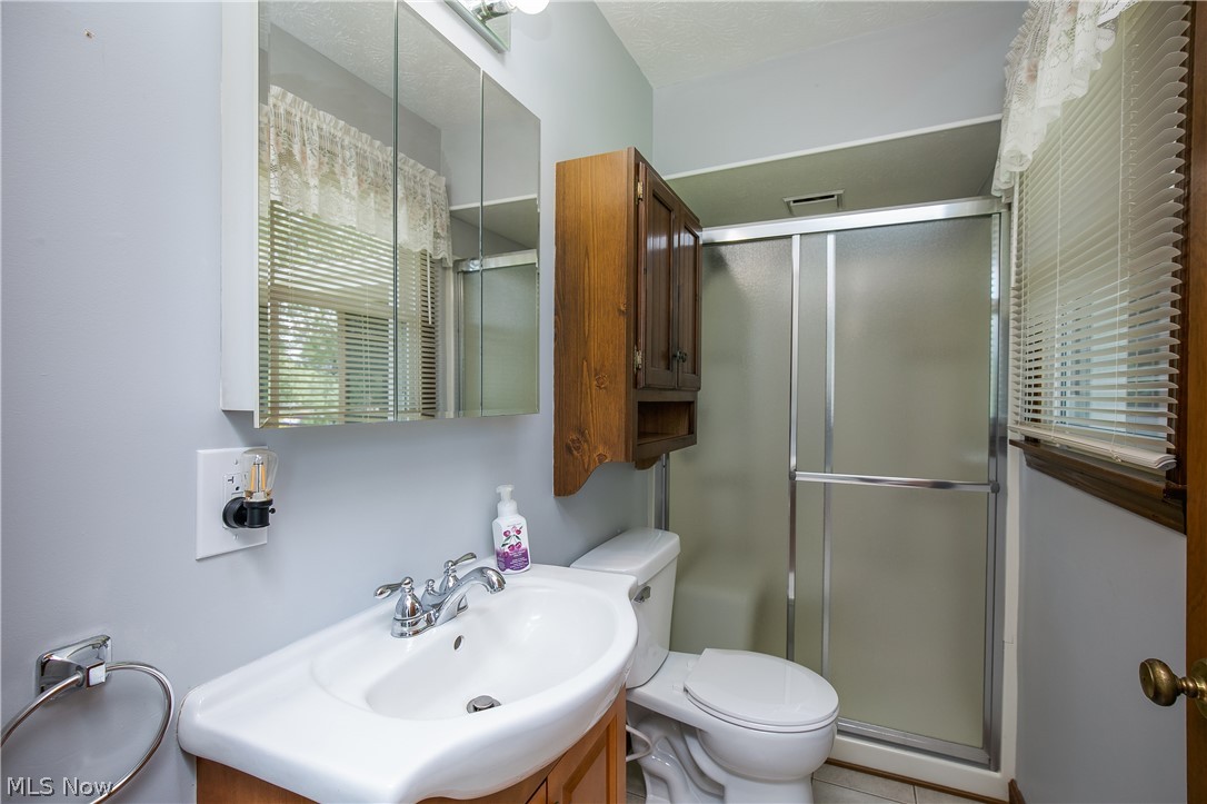 4319 Ridge Road Cortland OH 44410