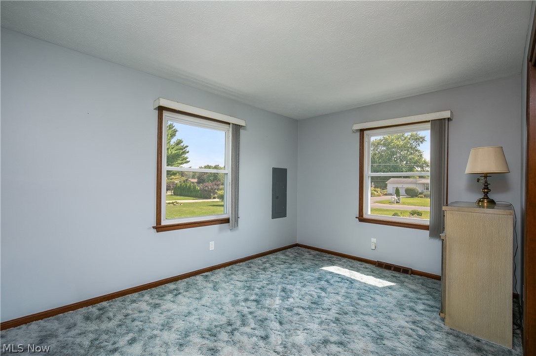 4319 Ridge Road Cortland OH 44410