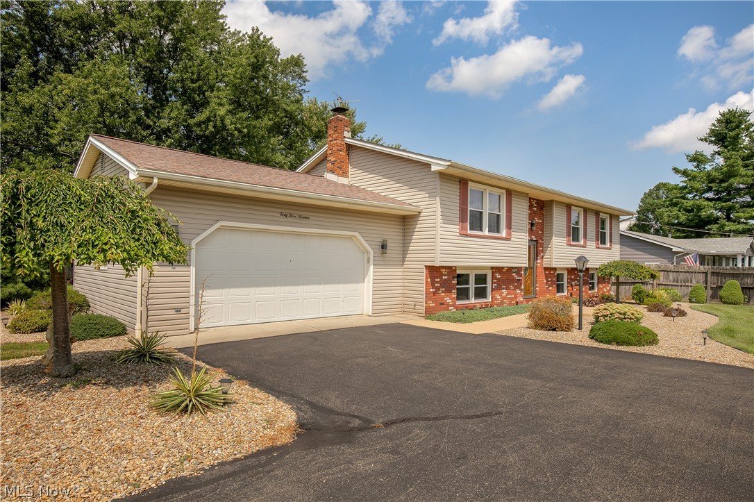 4319 Ridge Road Cortland OH 44410