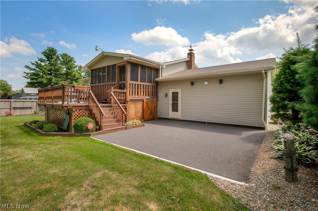 4319 Ridge Road Cortland OH 44410