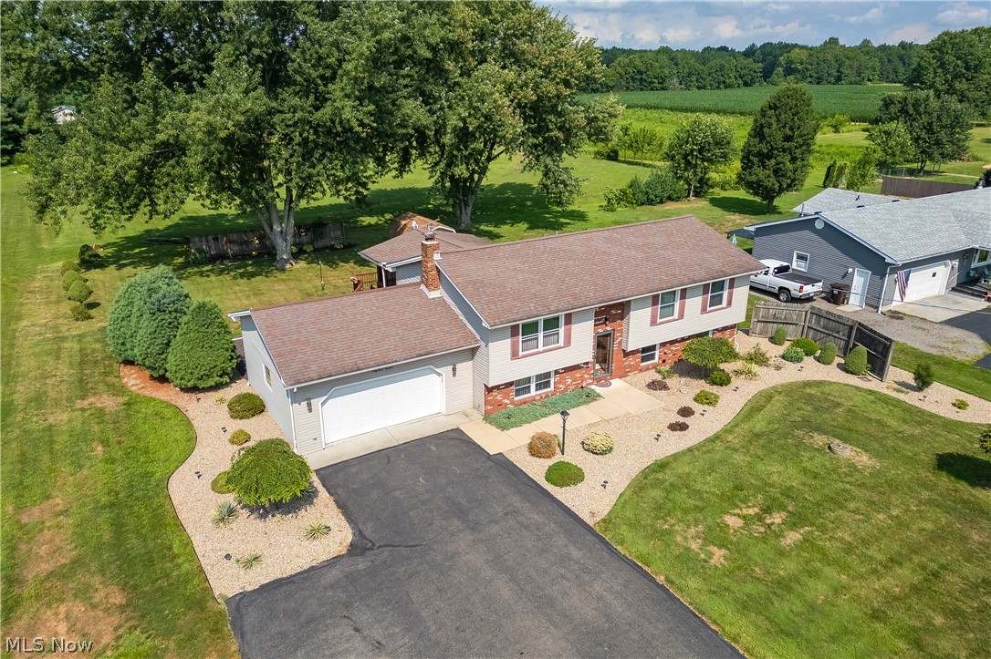4319 Ridge Road Cortland OH 44410