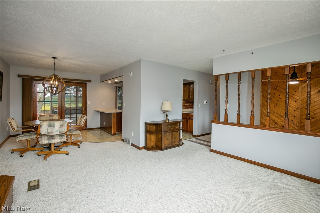 4319 Ridge Road Cortland OH 44410
