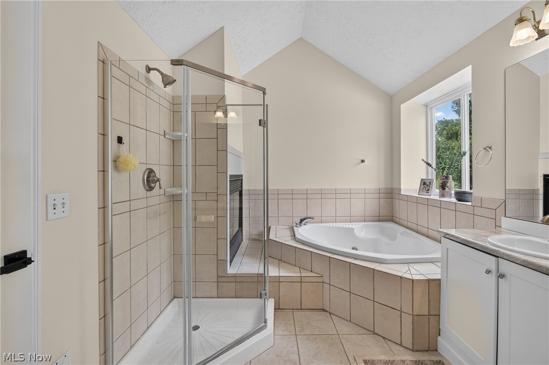 1538 Mccausland Drive Hudson OH 44236