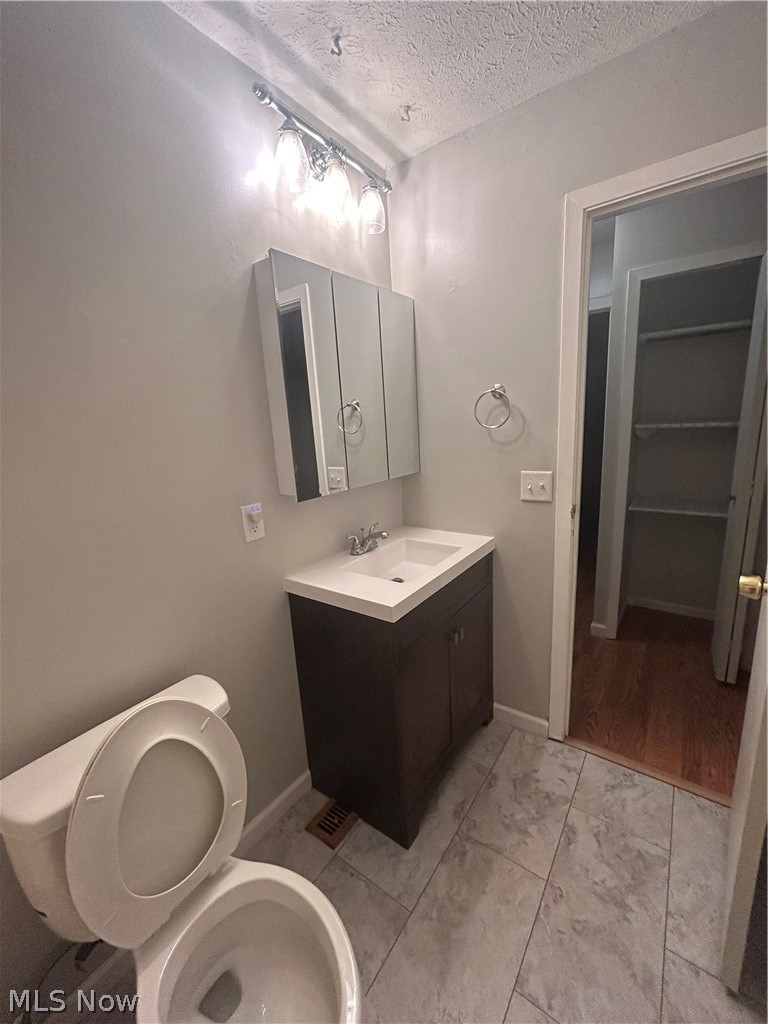 7535 Hickory Road Bedford OH 44146