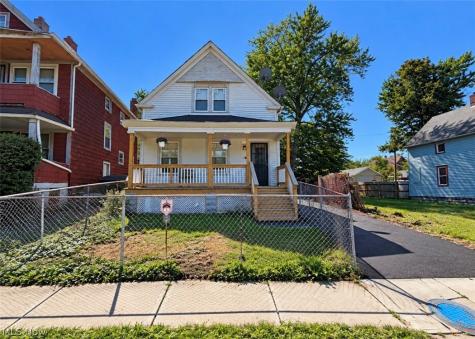 10800 Crestwood Avenue Cleveland OH 44104