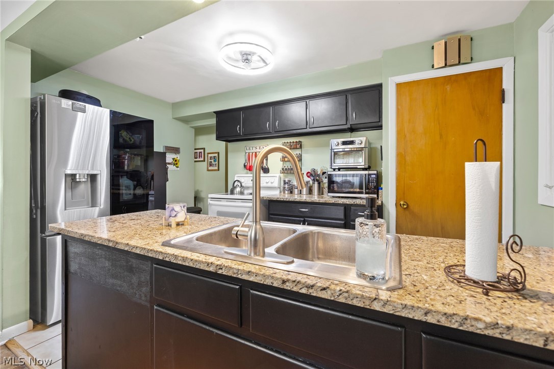 6156 Edgebrook Boulevard Parma Heights OH 44130