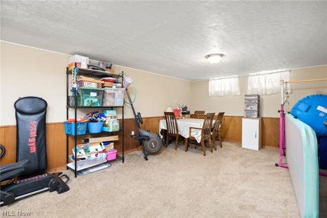 6156 Edgebrook Boulevard Parma Heights OH 44130