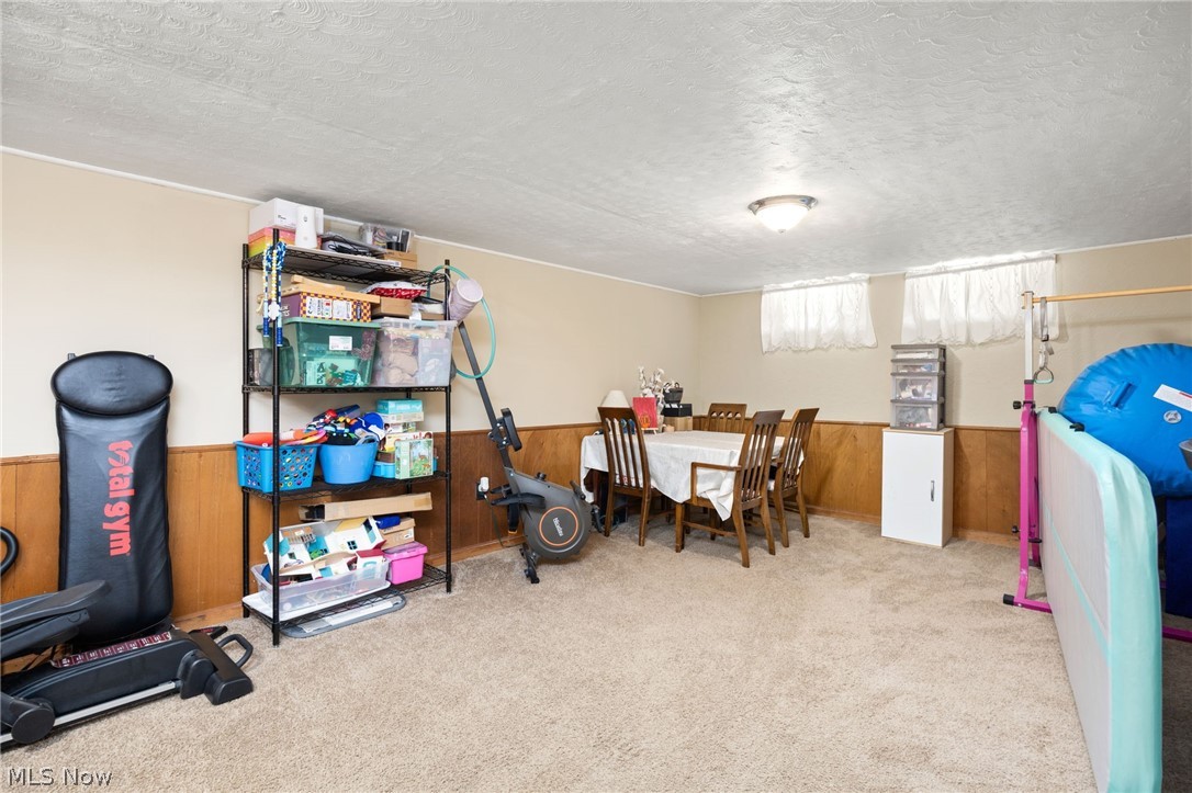 6156 Edgebrook Boulevard Parma Heights OH 44130