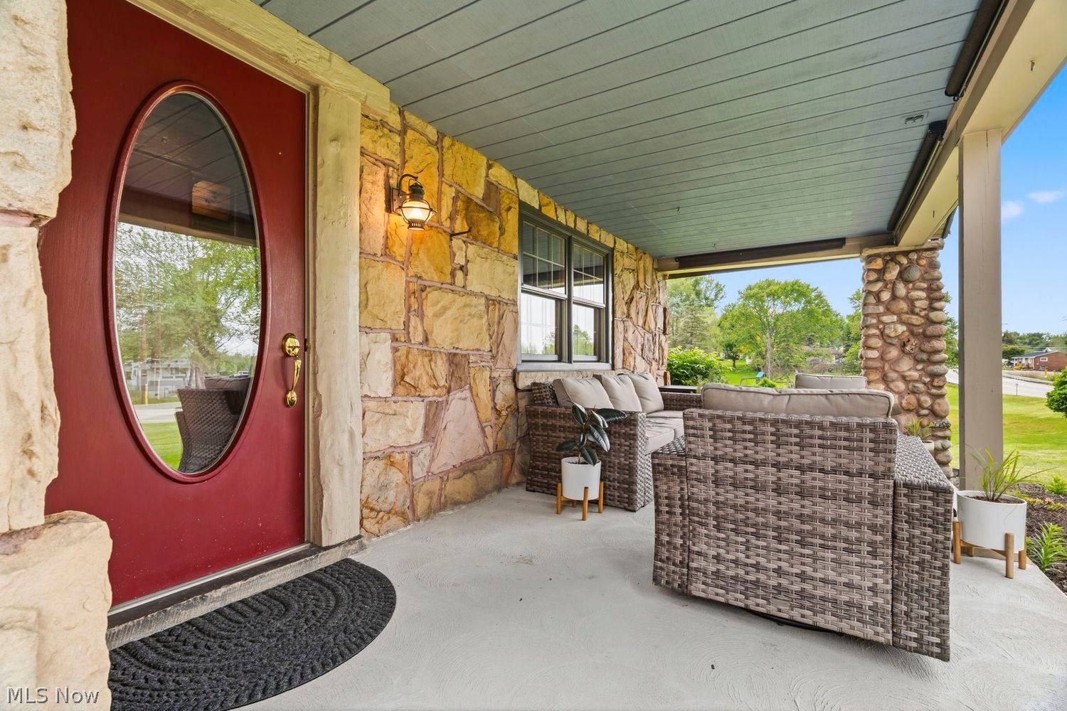 3828 Ravenna Avenue NE Louisville OH 44641