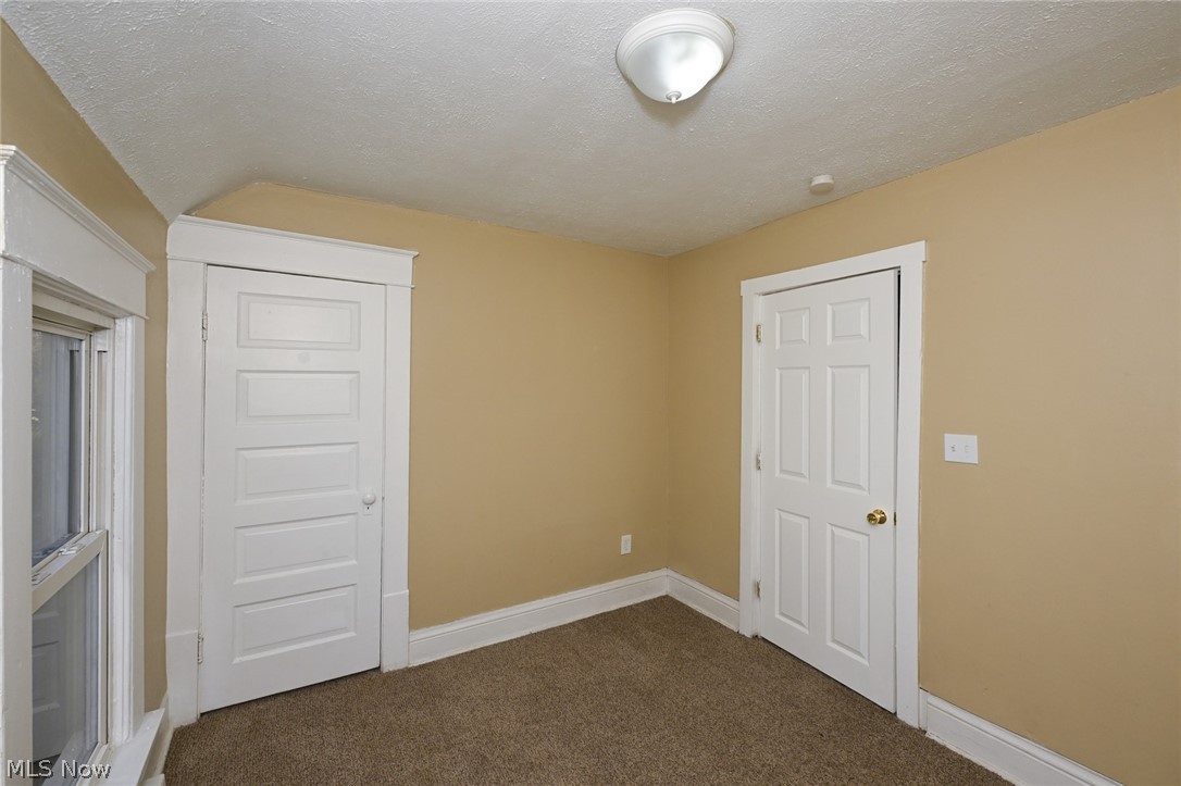 1137 Bellows Street Akron OH 44301