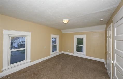 1137 Bellows Street Akron OH 44301