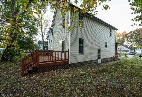 1137 Bellows Street Akron OH 44301
