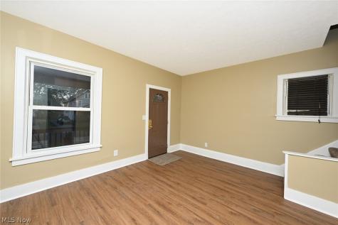 1137 Bellows Street Akron OH 44301