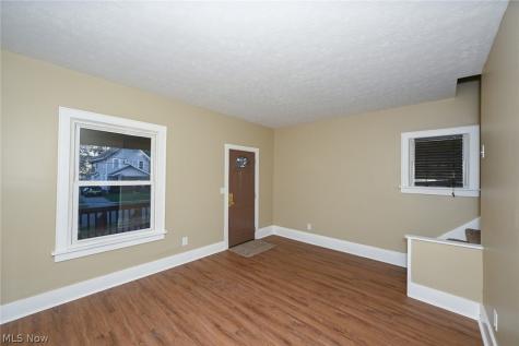 1137 Bellows Street Akron OH 44301