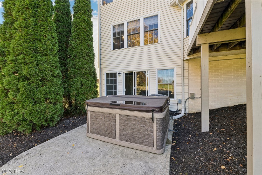 38635 N Bay Drive Willoughby OH 44094