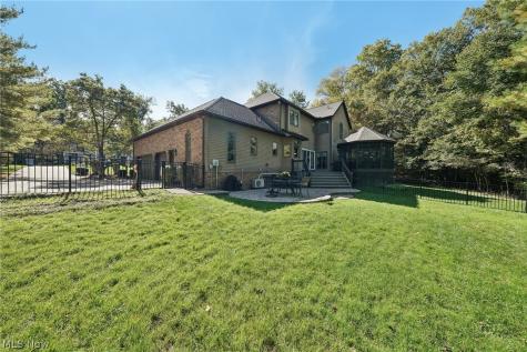 2211 Kate Court Hudson OH 44236