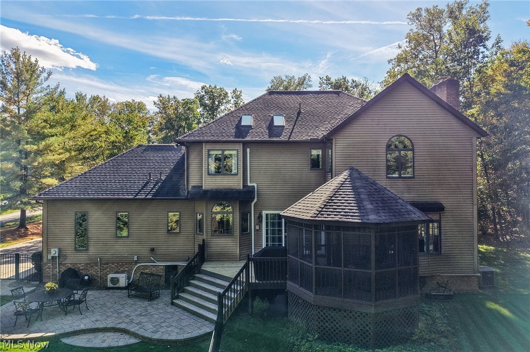 2211 Kate Court Hudson OH 44236