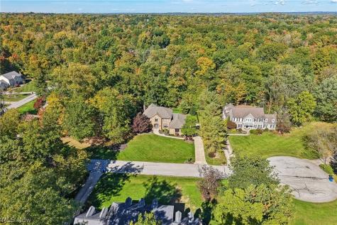 2211 Kate Court Hudson OH 44236