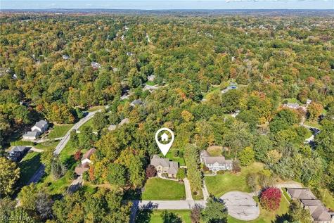 2211 Kate Court Hudson OH 44236