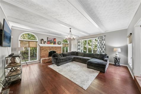 2211 Kate Court Hudson OH 44236