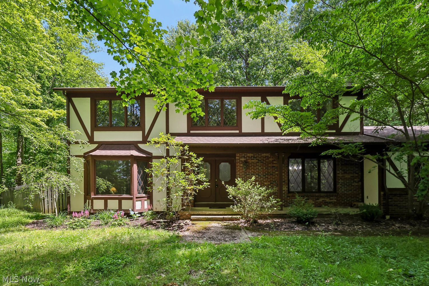 17265 Wood Acre Trail Chagrin Falls OH 44023